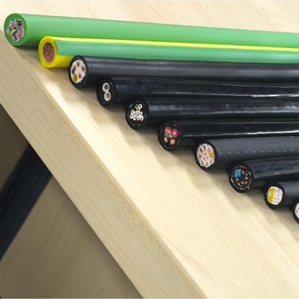 TRVV Highly Flexible PUR Robot Arm Cable – Shielded Drag Chain Cable for Industrial Robots (2 to 24 Cores) | Shanghai Deru Cable